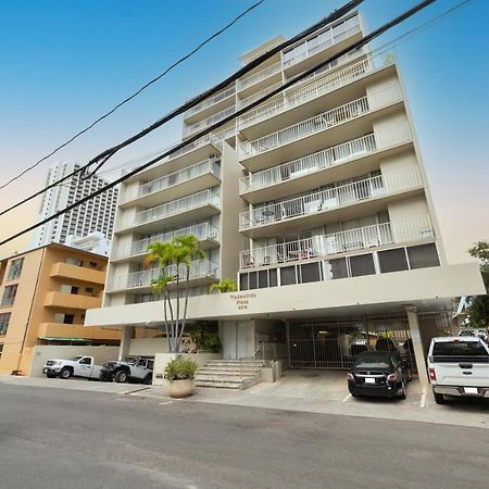 Modern Waikiki Condo Perfect For Beach Getaway! Хонолулу Екстериор снимка
